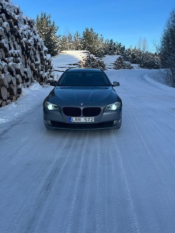 Begagnad BMW 530 258 HK (189 kW) 2011 Kombi