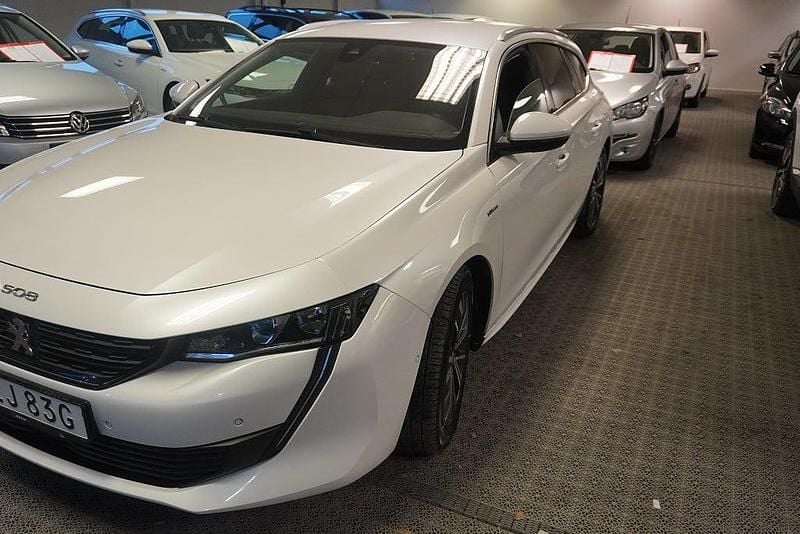 Vit Begagnad 2021 Peugeot 508 Kombi | 199 000 kr (Bra pris) - Bild 1/4