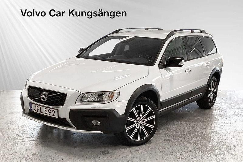 Vit Begagnad 2016 Volvo XC70 Standard SUV | 214 900 kr (Marknadspris) - Bild 1/4