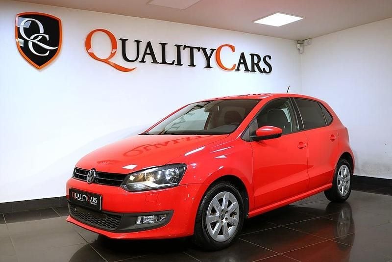 Begagnad VW Polo 86 HK (63 kW) 2014 Röd Halvkombi