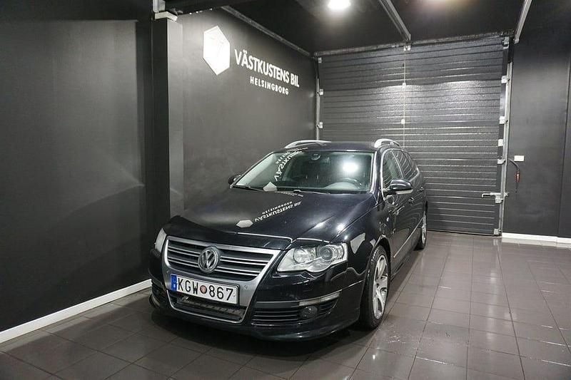 Svart Begagnad 2009 VW Passat R-line Kombi | 44 900 kr (Lite dyr) - Bild 1/4