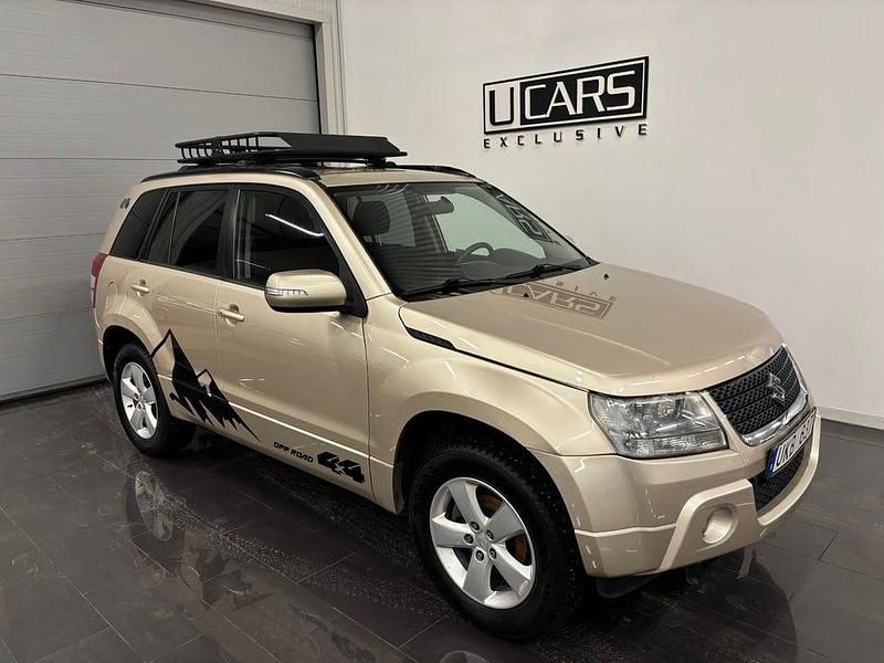 Brun Begagnad 2010 Suzuki Grand Vitara SUV | 89 800 kr - Bild 1/4