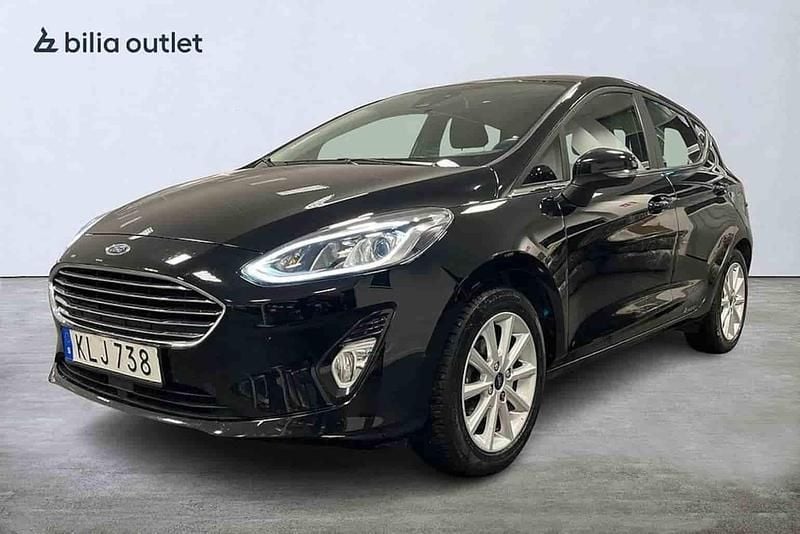 Begagnad Ford Fiesta 2019 Svart Halvkombi