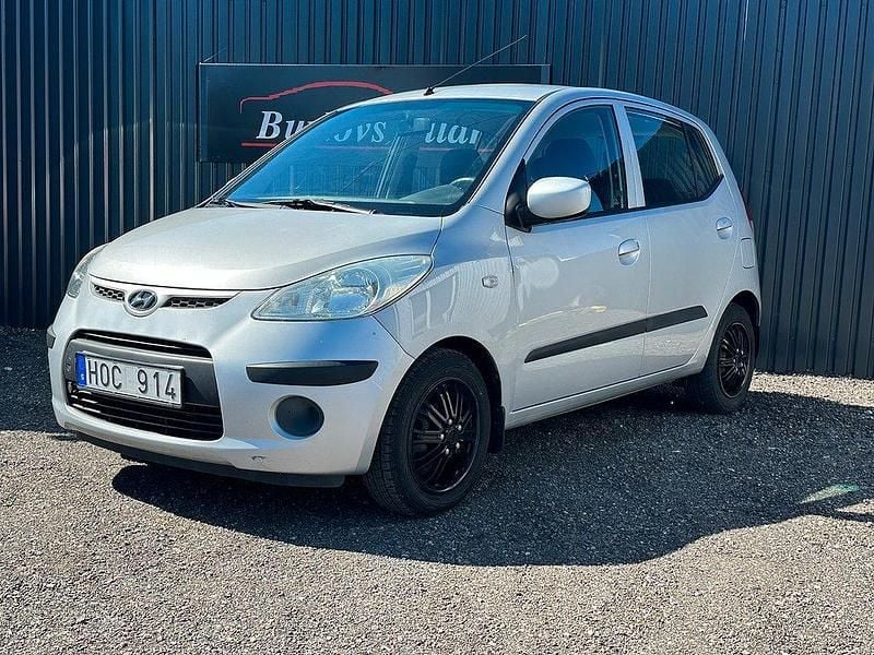 Silver Begagnad 2008 Hyundai i10 Halvkombi | 22 800 kr (Marknadspris) - Bild 1/4