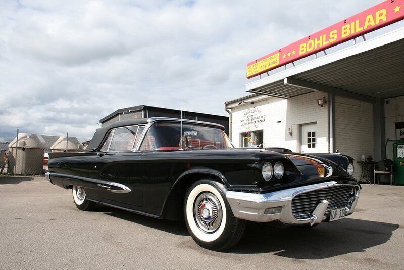 Svart Begagnad 1959 Ford Thunderbird Cab | 549 000 kr - Bild 1/4