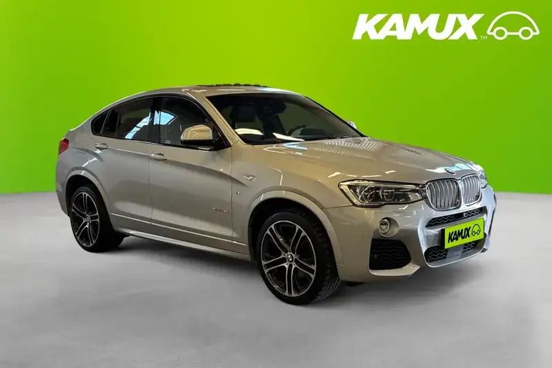 Silver/grå Begagnad 2015 BMW X4 M Sport SUV | 289 800 kr (Marknadspris) - Bild 1/4