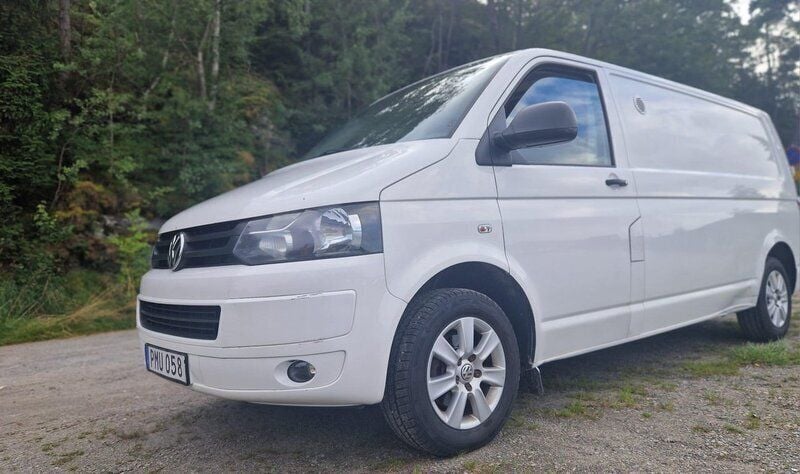 Vit Begagnad 2012 VW T5 Van | 69 000 kr (Superpris) - Bild 1/4