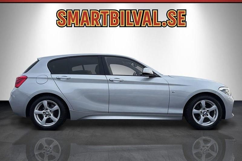 Begagnad BMW 118 M Sport 136 HK (100 kW) 2016 Silvermetallic Halvkombi