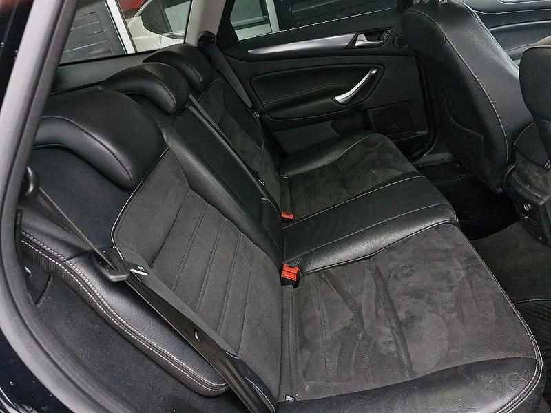 Begagnad Ford Mondeo Business Edition 163 HK (119 kW) 2010 Svart Kombi