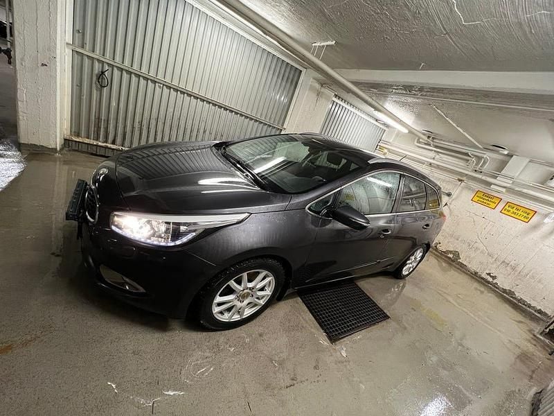 Begagnad 2013 Kia Ceed Sportswagon Kombi | 85 000 kr (Marknadspris) - Bild 1/4