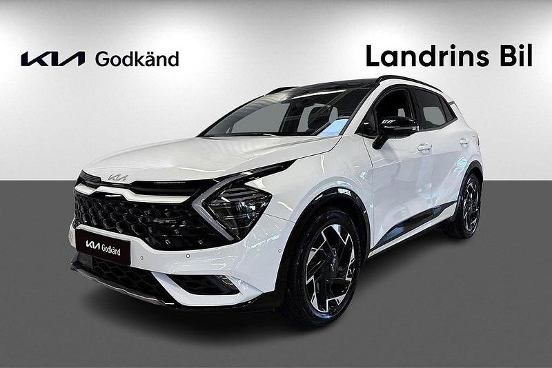 Vit (casa white) Begagnad 2022 Kia Sportage 2 SUV | 388 300 kr (Marknadspris) - Bild 1/4
