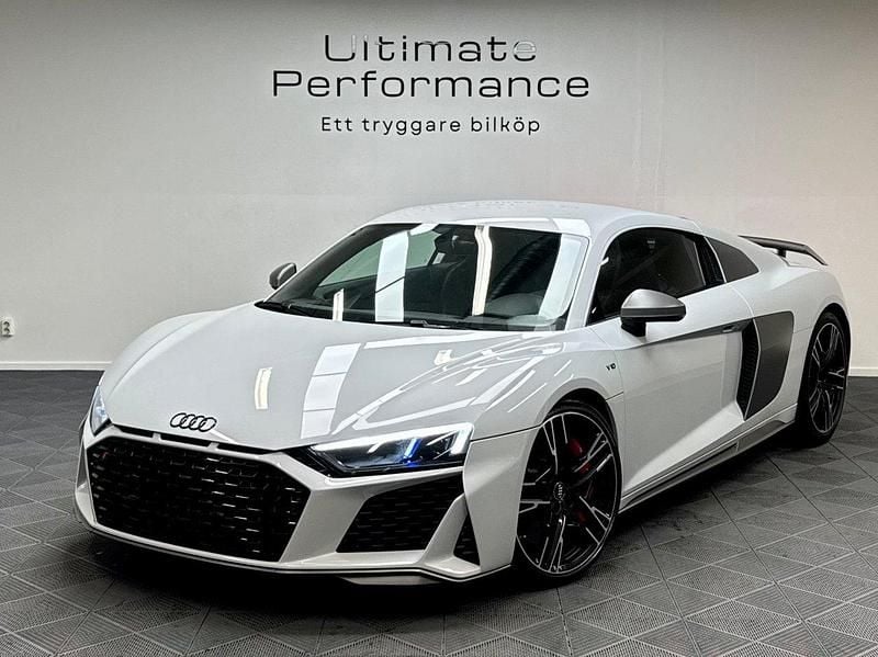 Flerfärgad (vit) Begagnad 2019 Audi R8 Coupé Exclusive Sportkupé | 1 649 000 kr - Bild 1/4