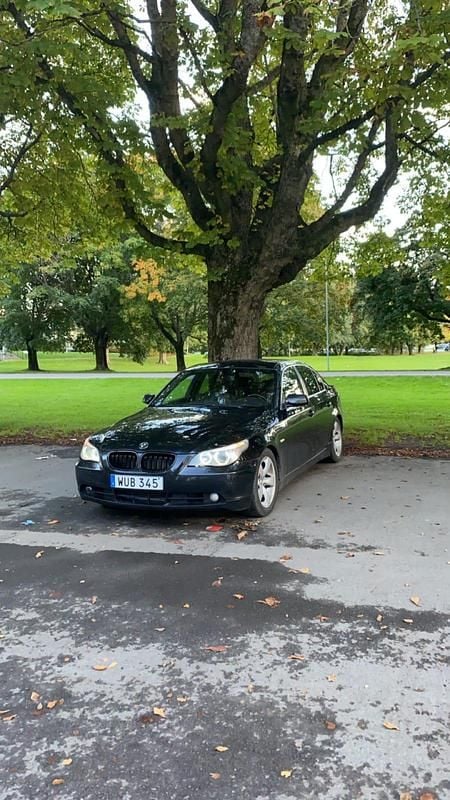 Begagnad 2005 BMW 530 Sedan | 42 000 kr (Superpris) - Bild 1/4