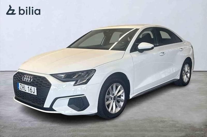Vit Begagnad 2024 Audi A3 Sedan | 279 000 kr - Bild 1/1