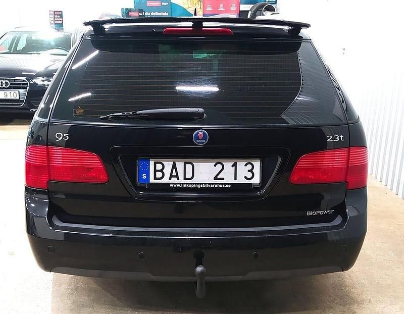 Begagnad Saab 9-5 Vector 185 HK (136 kW) 2007 Svart Kombi