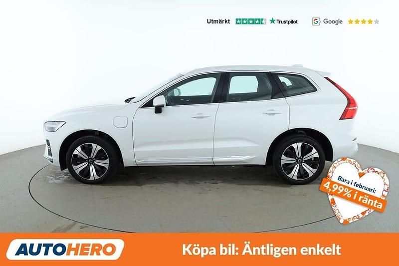 Begagnad Volvo XC60 Plus 355 HK (261 kW) 2024 Vit SUV