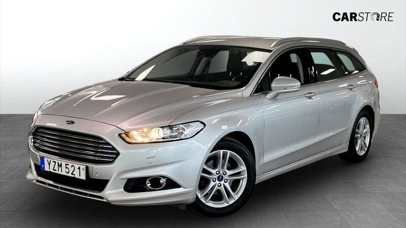 Grå (silver) Begagnad 2018 Ford Mondeo Titanium Kombi | 144 900 kr (Bra pris) - Bild 1/4