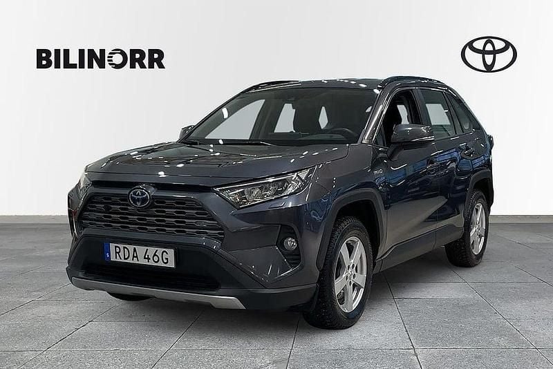 Begagnad Toyota RAV4 Hybrid Active 224 HK (164 kW) 2021 Mörkgrå SUV