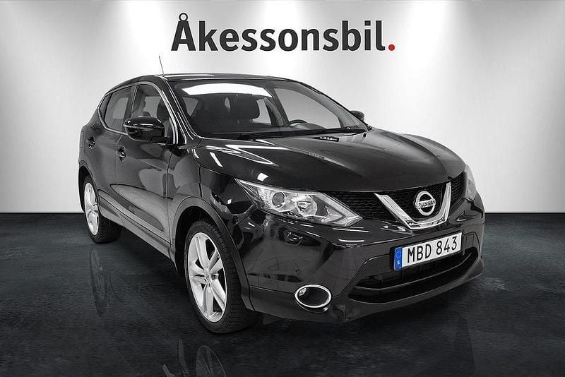 Svart Begagnad 2015 Nissan Qashqai SUV | 139 000 kr (Dyr) - Bild 1/4