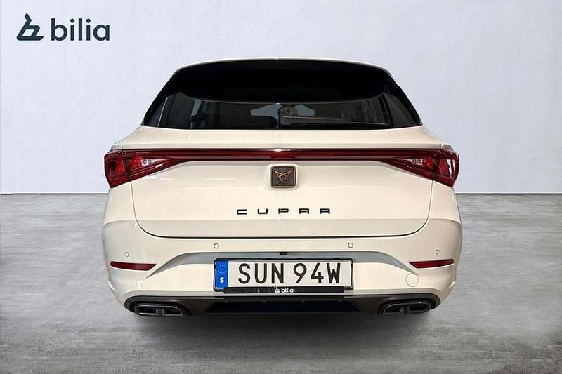 Begagnad Cupra Leon 151 HK (111 kW) 2022 Vit Kombi