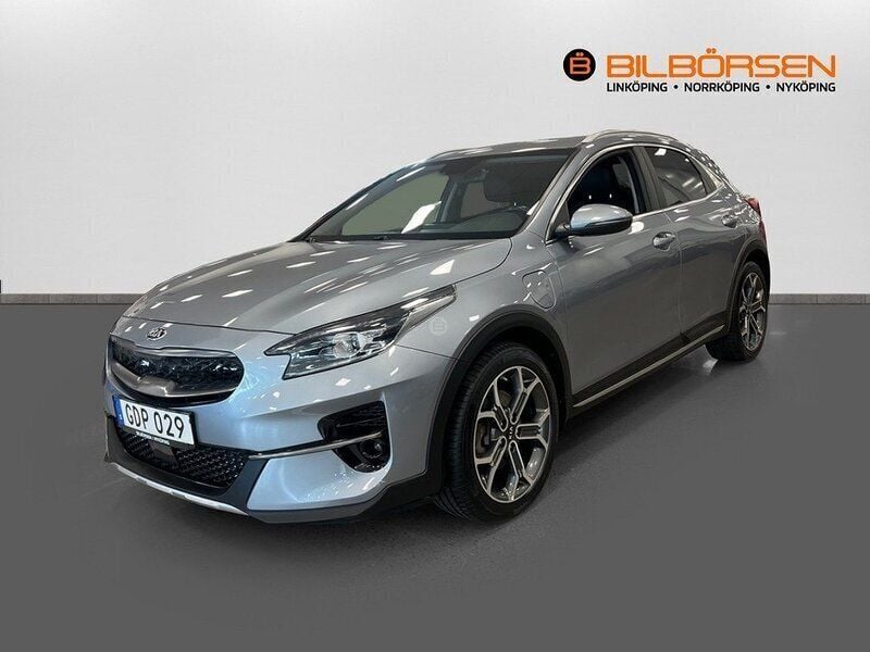 Grå Begagnad 2020 Kia XCeed Advance SUV | 229 900 kr (Marknadspris) - Bild 1/4