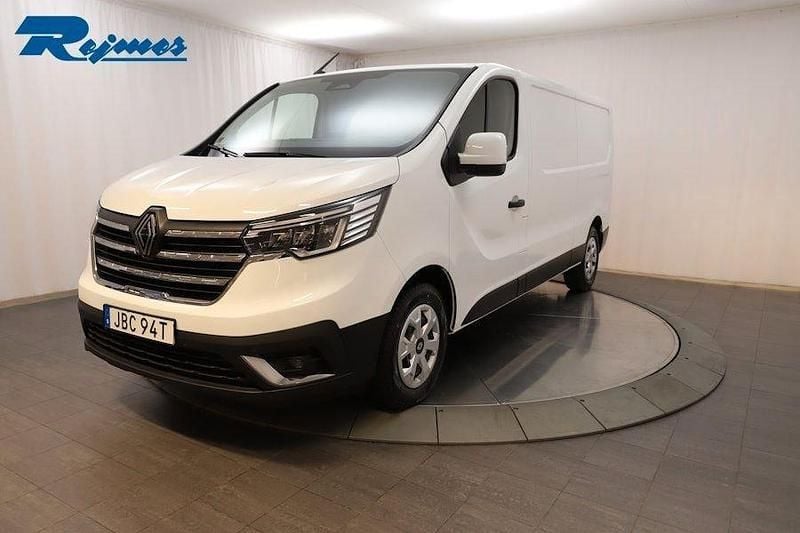 Vit Ny 2025 Renault Trafic Van | 412 375 kr (Bra pris) - Bild 1/4