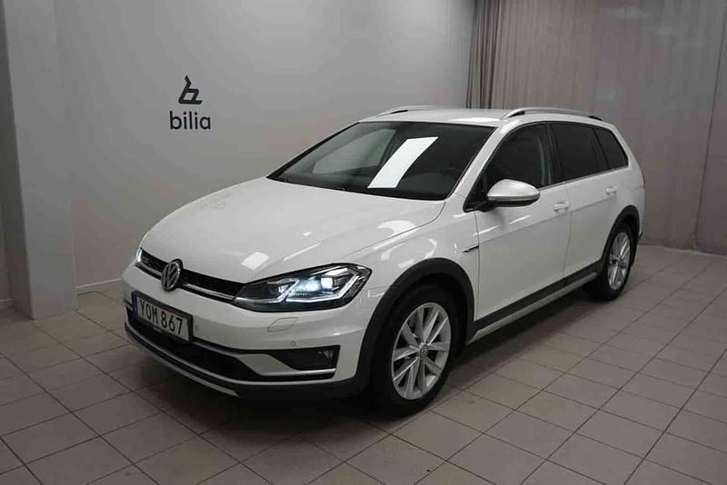 Vit Begagnad 2018 VW Golf Alltrack Kombi | 209 900 kr - Bild 1/1