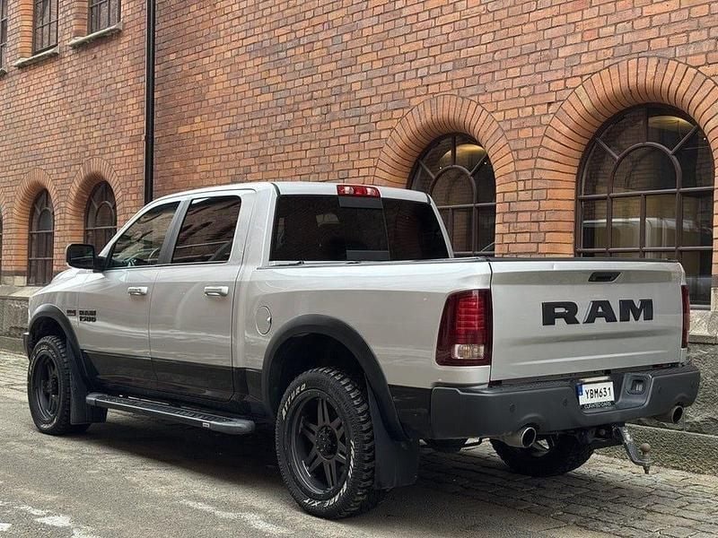 Begagnad Dodge Ram 394 HK (289 kW) 2016 Silver