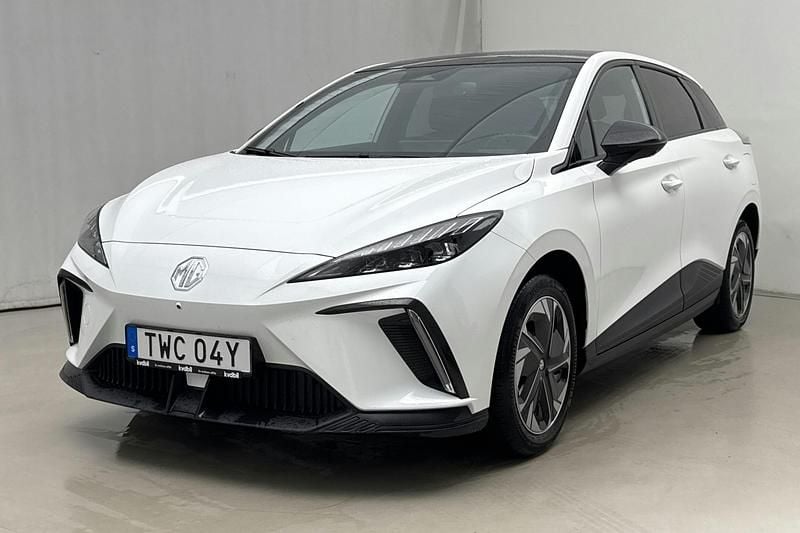 Vit Begagnad 2023 MG MG4 EV Luxury Halvkombi | 239 000 kr - Bild 1/4