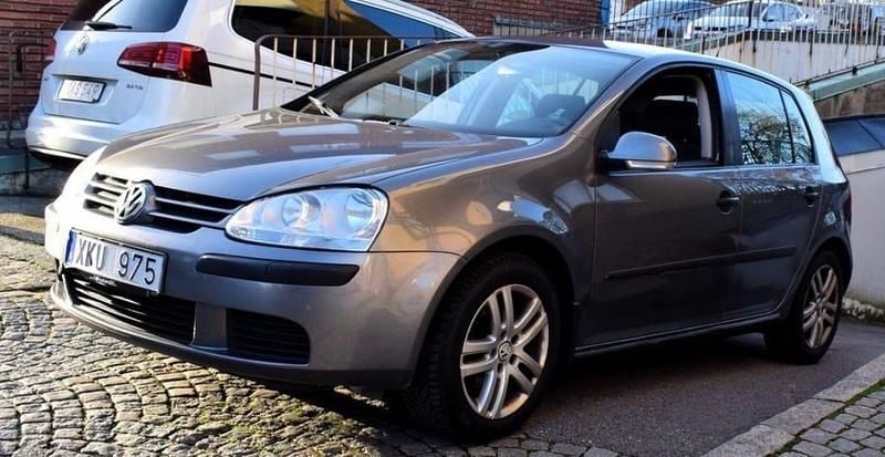 Begagnad 2006 VW Golf IV Halvkombi | 26 000 kr (Marknadspris) - Bild 1/3