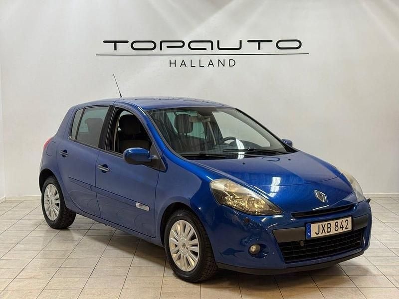 Blå Begagnad 2009 Renault Clio R.S. Halvkombi | 29 900 kr (Marknadspris) - Bild 1/4