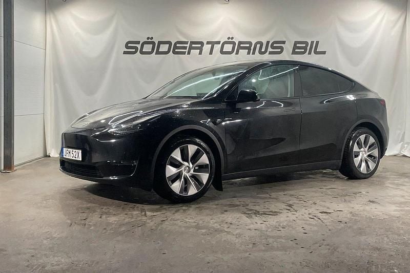 Svart Begagnad 2022 Tesla Model Y Long Range AWD SUV | 439 900 kr - Bild 1/4