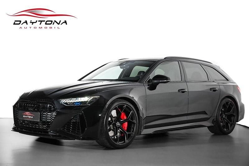 Begagnad 2023 Audi RS6 Design Kombi | 1 279 000 kr (Dyr) - Bild 1/4