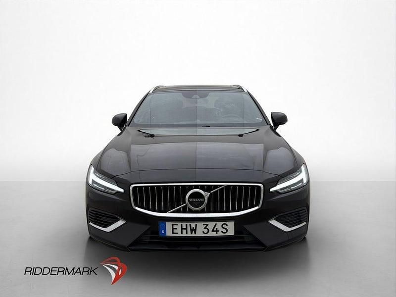 Begagnad Volvo V60 Inscription 340 HK (250 kW) 2020 Svart Kombi