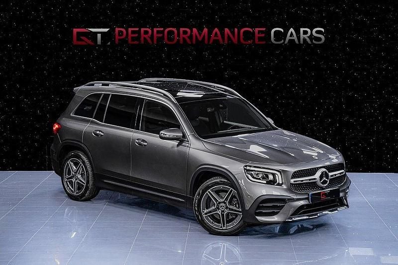 Mountain grey metallic Begagnad 2023 Mercedes GLB200 AMG SUV | 454 900 kr (Bra pris) - Bild 1/4