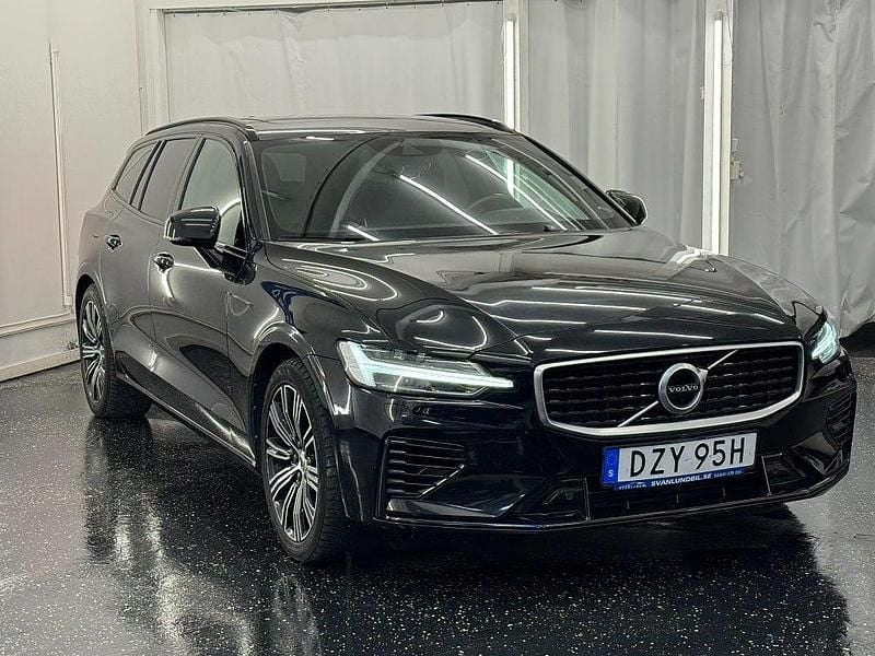 Begagnad Volvo V60 R-Design 303 HK (222 kW) 2019 Svart Kombi