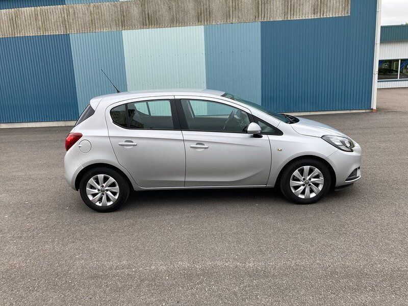 Begagnad Opel Corsa Enjoy 96 HK (70 kW) 2015 Grå (silvermetallic) Halvkombi