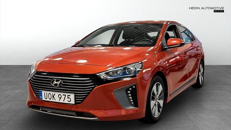 Orange Begagnad 2017 Hyundai Ioniq Halvkombi | 149 900 kr - Bild 1/4