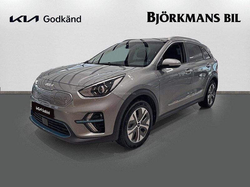 Grå Begagnad 2022 Kia e-Niro Advance SUV | 289 000 kr (Marknadspris) - Bild 1/4
