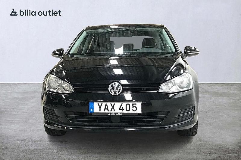 Begagnad VW Golf VII 110 HK (80 kW) 2015 Svart Halvkombi