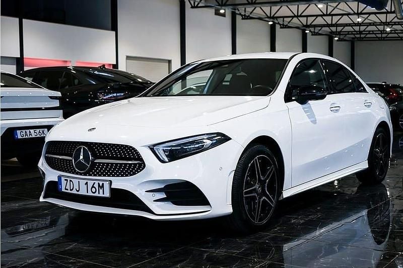 Begagnad Mercedes A250 218 HK (160 kW) 2022 Vit Sedan