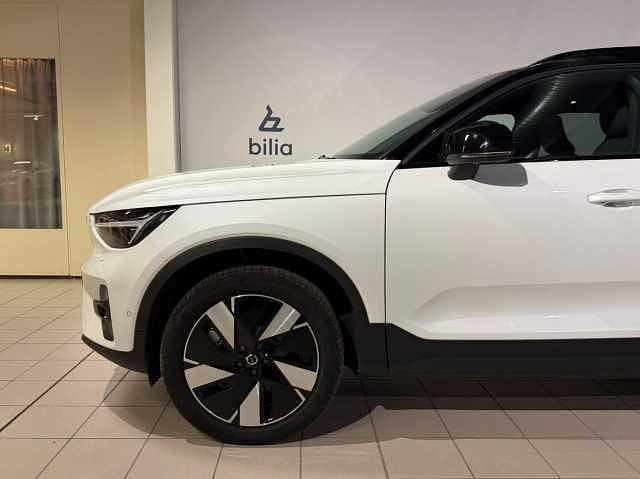 Begagnad Volvo EX40 Performance 328 kW (447 HK) 2025 Vit SUV