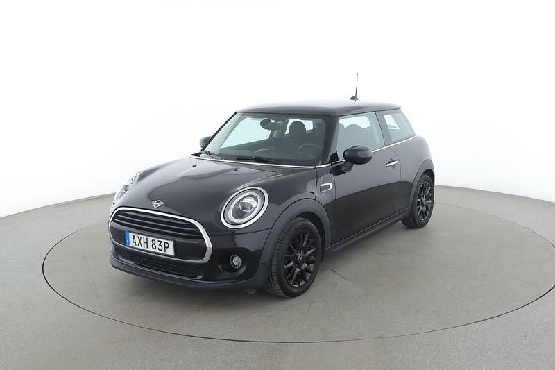 Svart Begagnad 2020 Mini Cooper Pepper Halvkombi | 184 000 kr (Marknadspris) - Bild 1/3