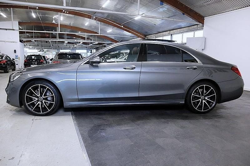 Begagnad Mercedes S450 AMG 367 HK (269 kW) 2018 Grå Sedan