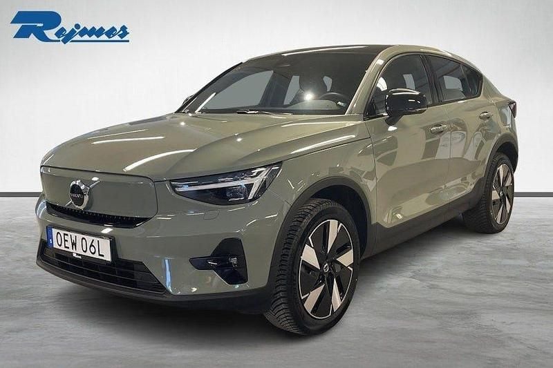 Grön Begagnad 2023 Volvo EC40 Plus SUV | 419 900 kr (Marknadspris) - Bild 1/4