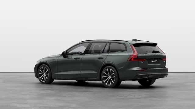 Begagnad Volvo V60 349 HK (256 kW) 2026 Grön Kombi
