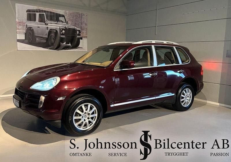 Röd Begagnad 2007 Porsche Cayenne SUV | 124 900 kr (Marknadspris) - Bild 1/4