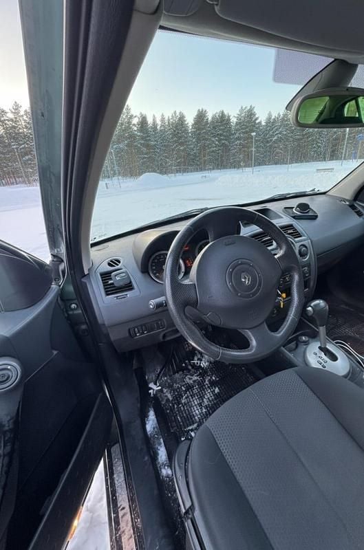 Begagnad Renault Mégane II 113 HK (83 kW) 2004 Sedan