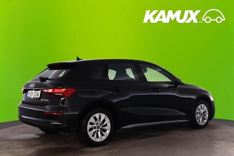 Begagnad Audi A3 Sportback e-tron 204 HK (150 kW) 2024 Svart Halvkombi