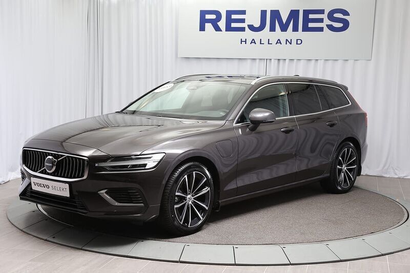 Begagnad 2025 Volvo V60 Kombi | 539 500 kr - Bild 1/4